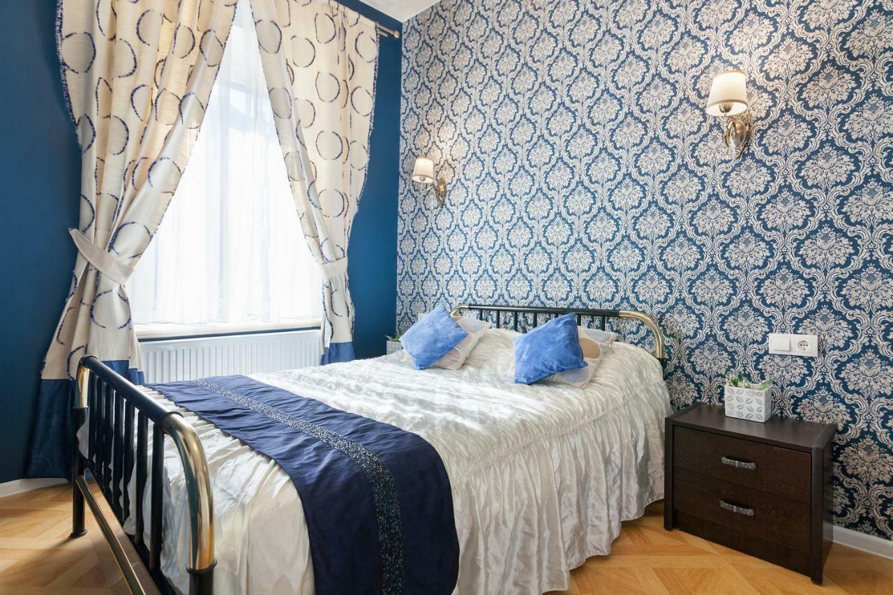 Delux Leopolli Apartments Near Shopping Mall Forum リヴィウ エクステリア 写真